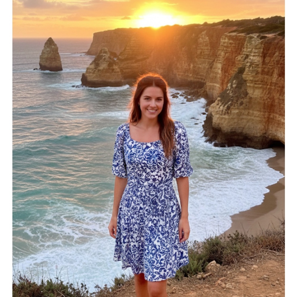 Free assembly Floral Blue and White Dress tie waist great spring summer look